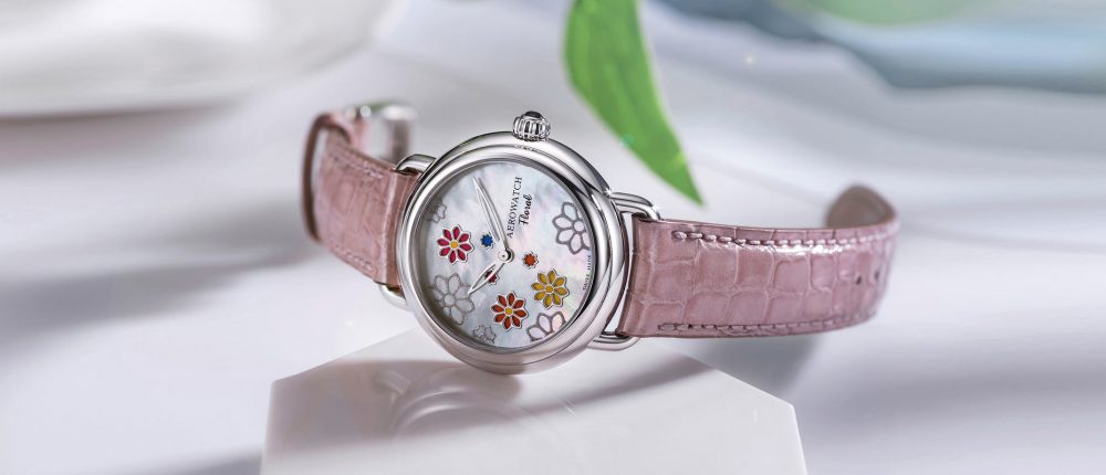 Aerowatch 1942 Floral